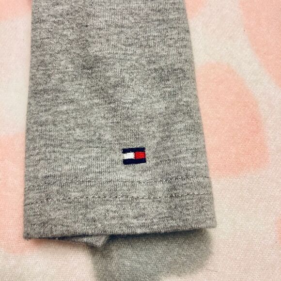 🆒 $2/25 Infant Tommy Hilfiger Hoodie 24 month - Picture 6 of 7
